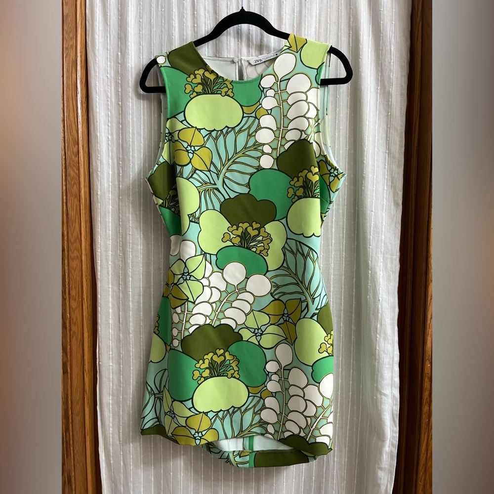 Zara Green Floral Mini Dress in Lime, Olive & Mint